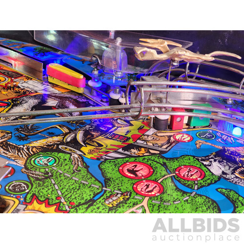 04/1993 Jurassic Park (500-5520-01) Data East Solid State Pinball