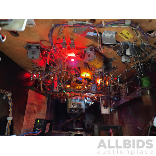 09/1992 Doctor Who (20006) Midway Solid State Pinball