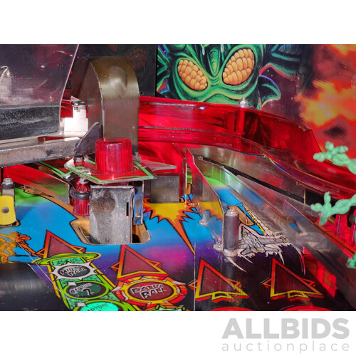 01/1999 Revenge From Mars (50070) Bally Solid State Pinball Machine