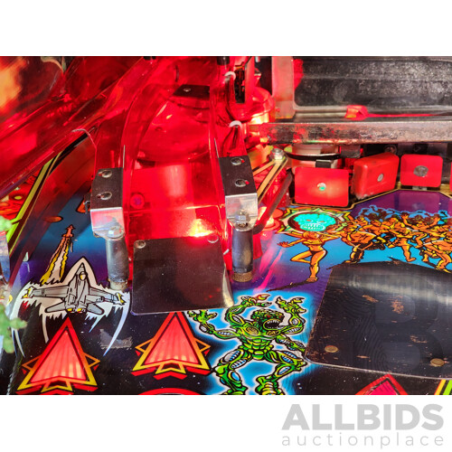 01/1999 Revenge From Mars (50070) Bally Solid State Pinball Machine