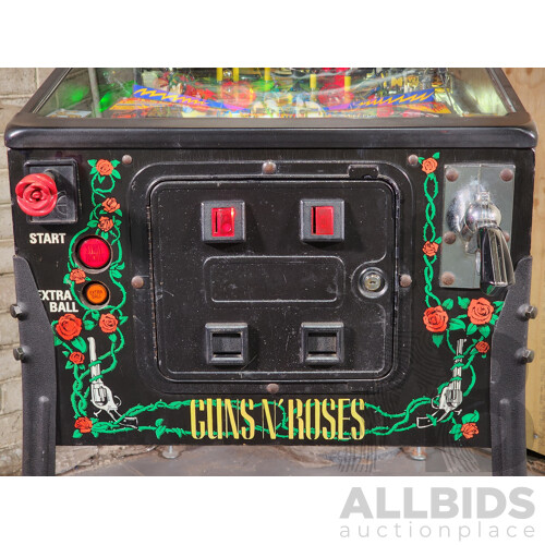 06/1994 Guns N' Roses (500-5529-01) Data East Solid State Pinball Machine