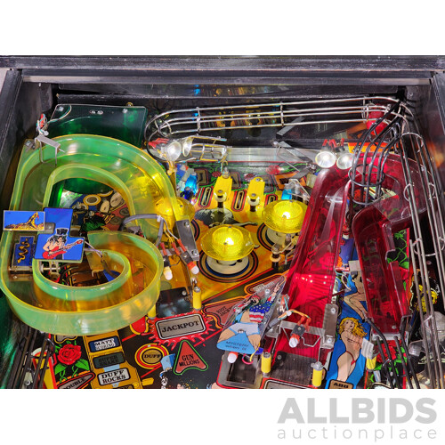 06/1994 Guns N' Roses (500-5529-01) Data East Solid State Pinball Machine