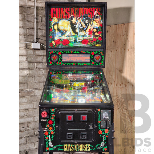 06/1994 Guns N' Roses (500-5529-01) Data East Solid State Pinball Machine