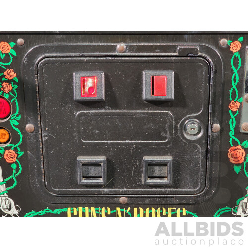 06/1994 Guns N' Roses (500-5529-01) Data East Solid State Pinball Machine