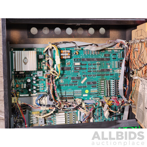 06/1994 Guns N' Roses (500-5529-01) Data East Solid State Pinball Machine