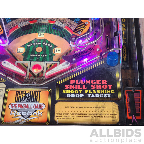 06/1995 Frank Thomas' Big Hurt (745) D. Gottlieb & Co. Solid State Pinball Machine