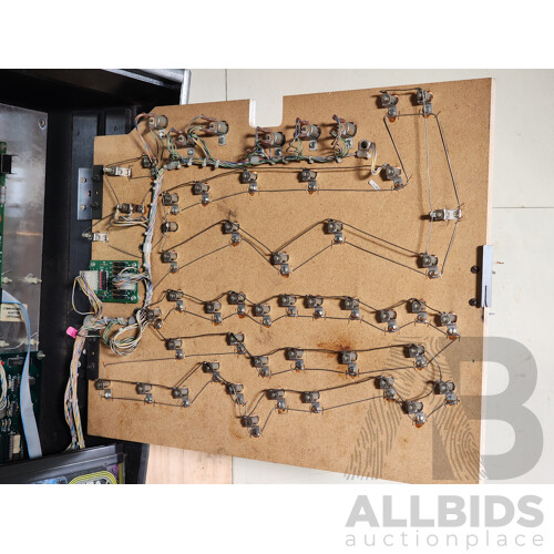 06/1995 Frank Thomas' Big Hurt (745) D. Gottlieb & Co. Solid State Pinball Machine