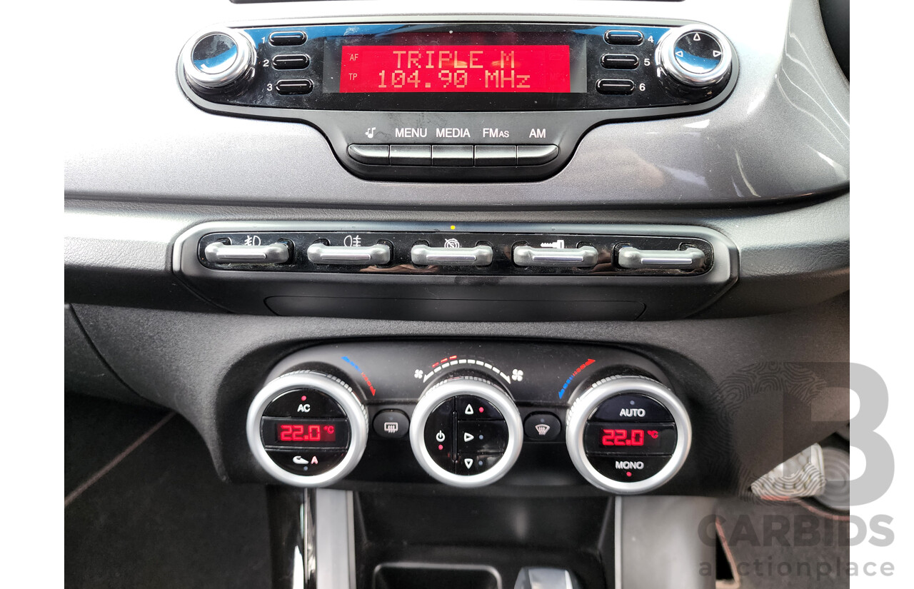 3/2013 Alfa Romeo Giulietta Distinctive Jtd-M  5d Hatchback White 2.0L Turbo Diesel