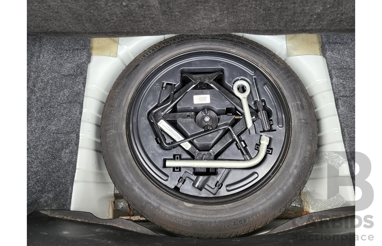 3/2013 Alfa Romeo Giulietta Distinctive Jtd-M  5d Hatchback White 2.0L Turbo Diesel