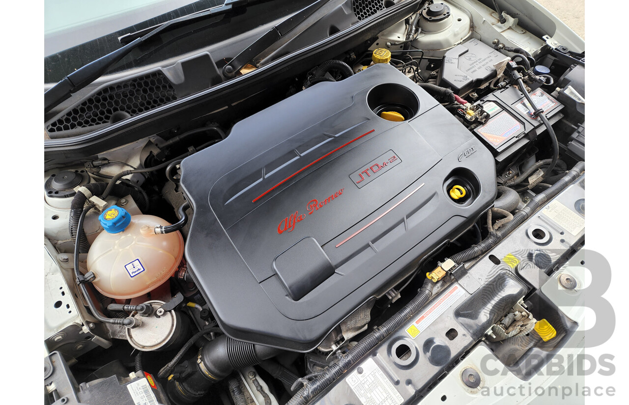 3/2013 Alfa Romeo Giulietta Distinctive Jtd-M  5d Hatchback White 2.0L Turbo Diesel