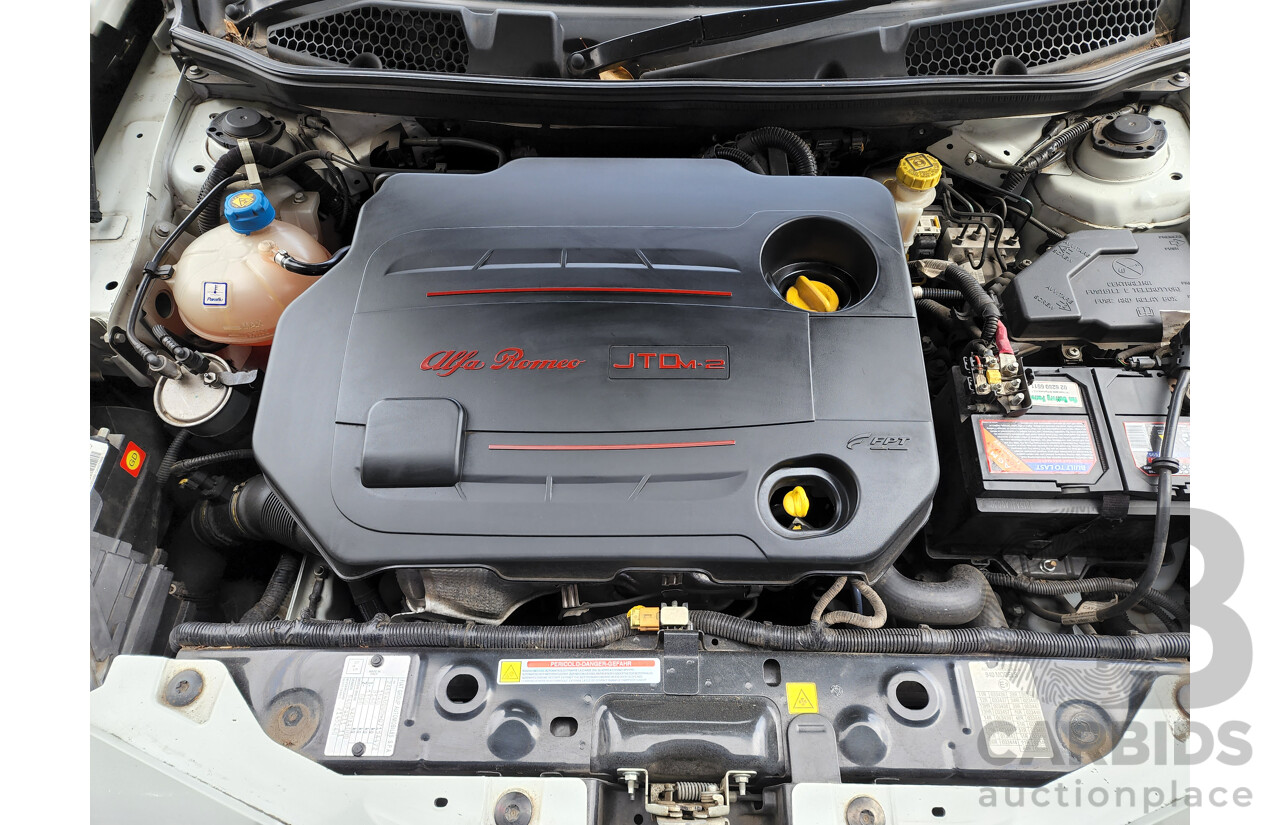 3/2013 Alfa Romeo Giulietta Distinctive Jtd-M  5d Hatchback White 2.0L Turbo Diesel