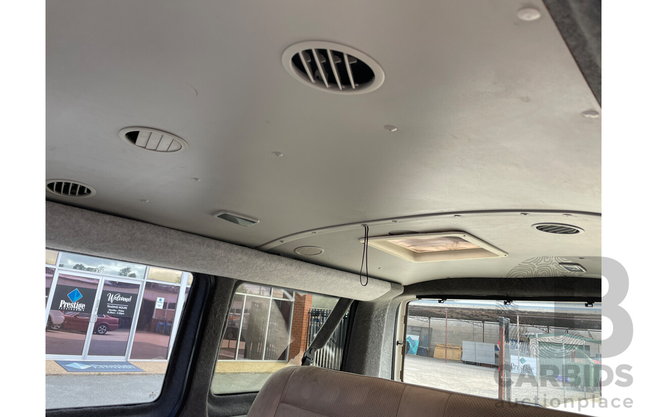 11/2010 Volkswagen Transporter 132 TDI SWB MED T5 MY10 Van White 2.0L