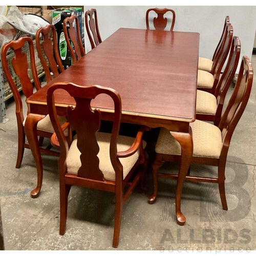 Drexler Heritage Wood Dining Table & Chairs Set - Lot of 15