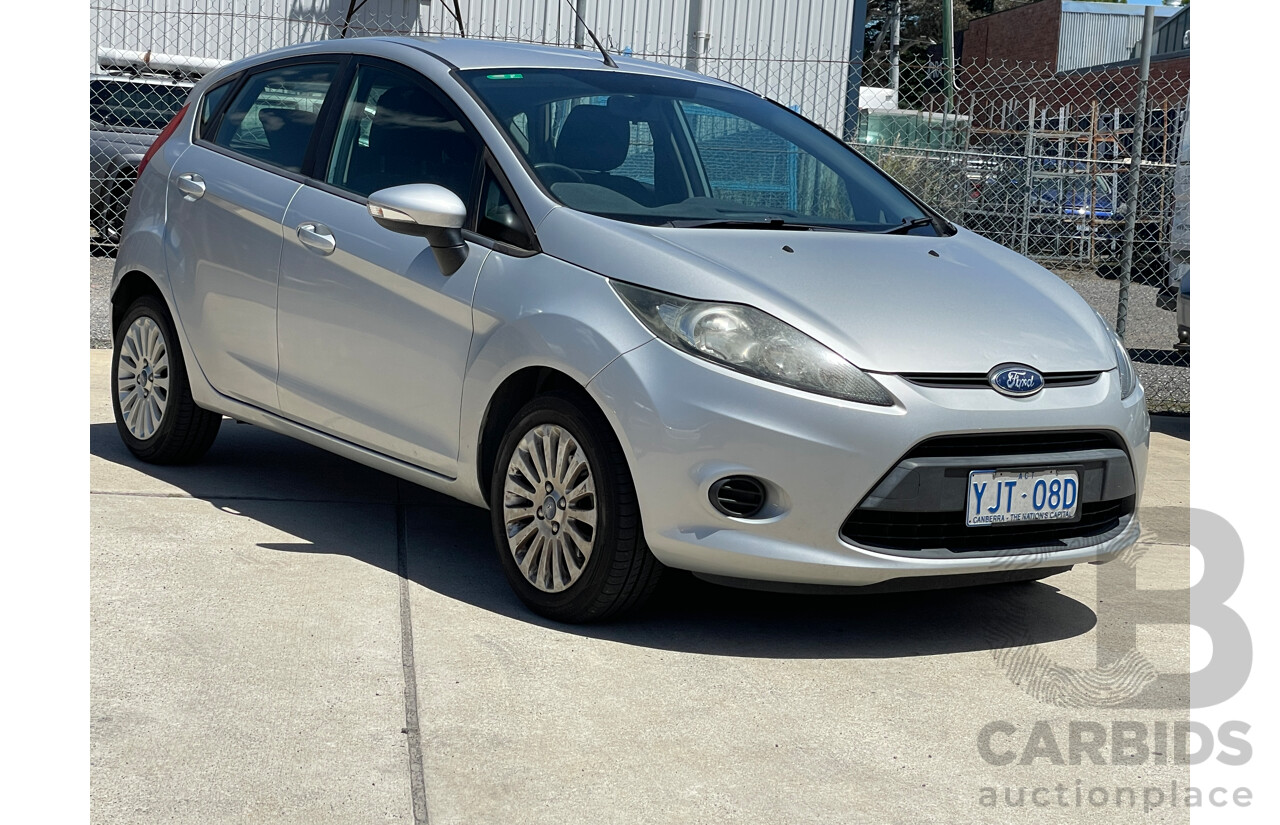 4/2013 Ford Fiesta LX WT 5d Hatchback Silver 1.6L