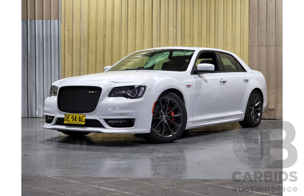 2/2018 Chrysler 300 SRT8 Hyperblack Edition MY18 4d Sedan White 6.4L V8