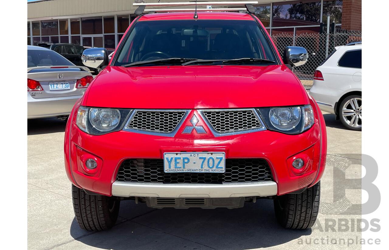12/2013 Mitsubishi Triton Glx-R (4x4) MN MY14 UPDATE Double Cab Utility Red 2.5L