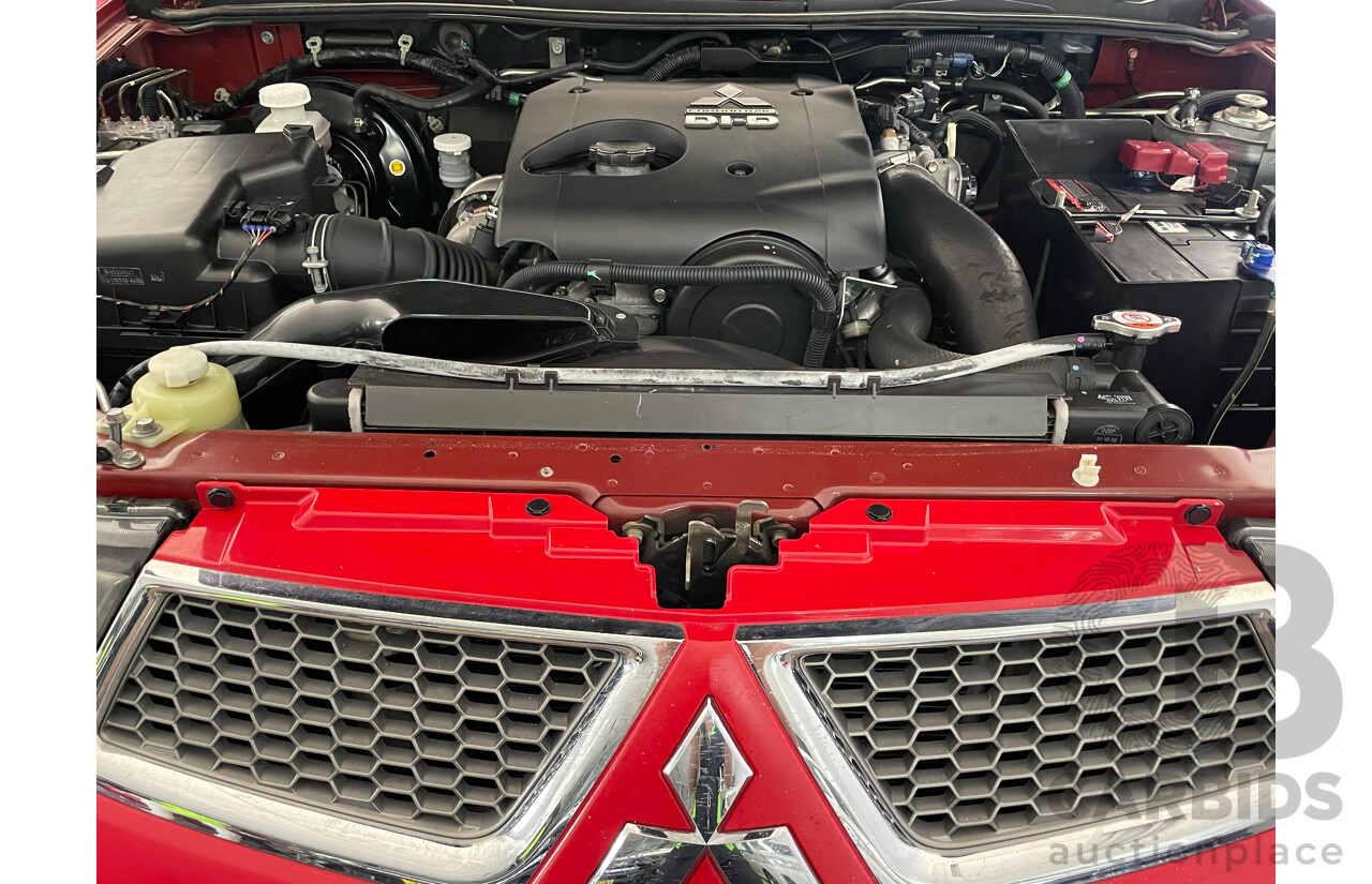 12/2013 Mitsubishi Triton Glx-R (4x4) MN MY14 UPDATE Double Cab Utility Red 2.5L