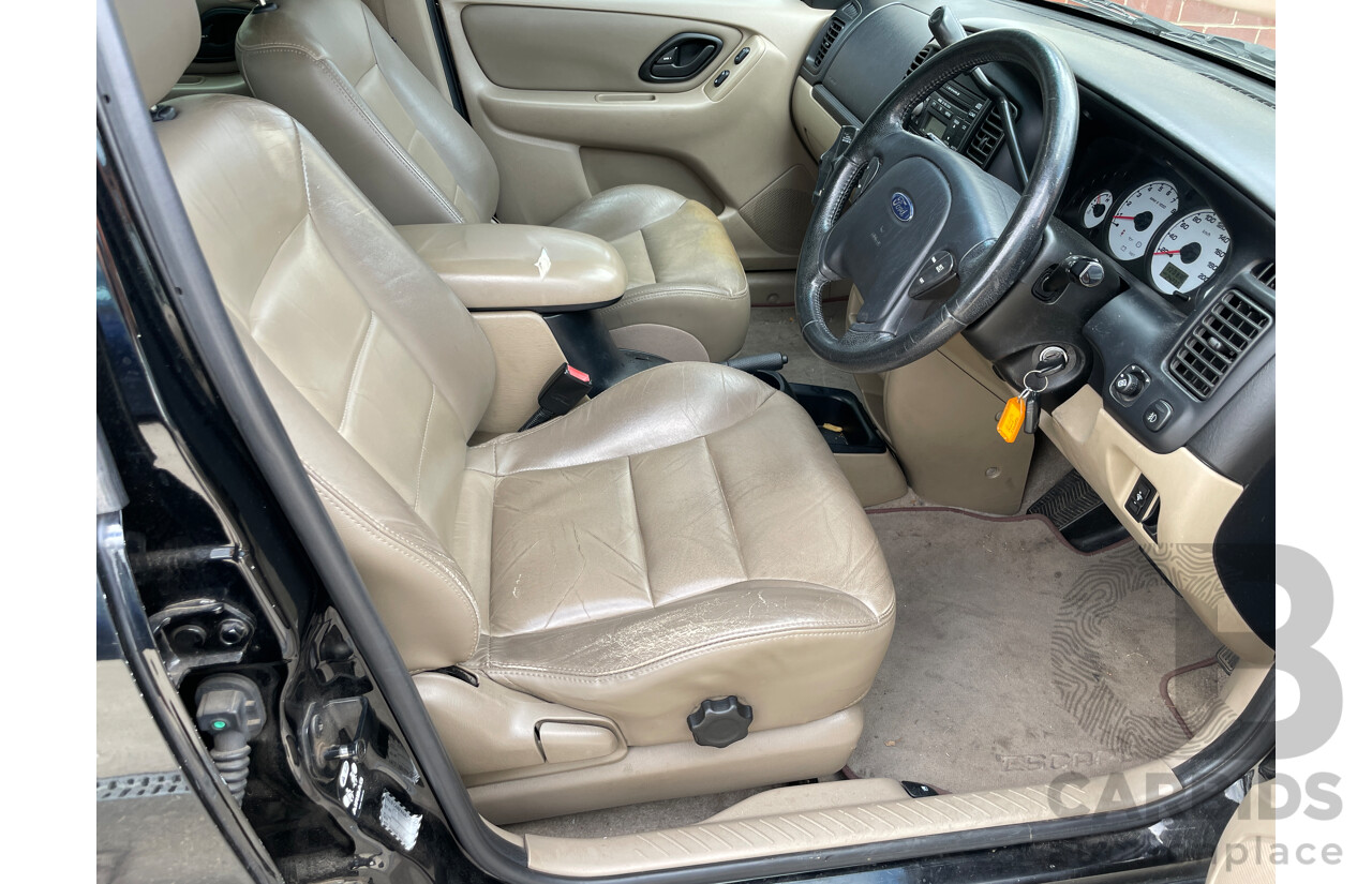 5/2004 Ford Escape Limited 4d Wagon Black 3.0L