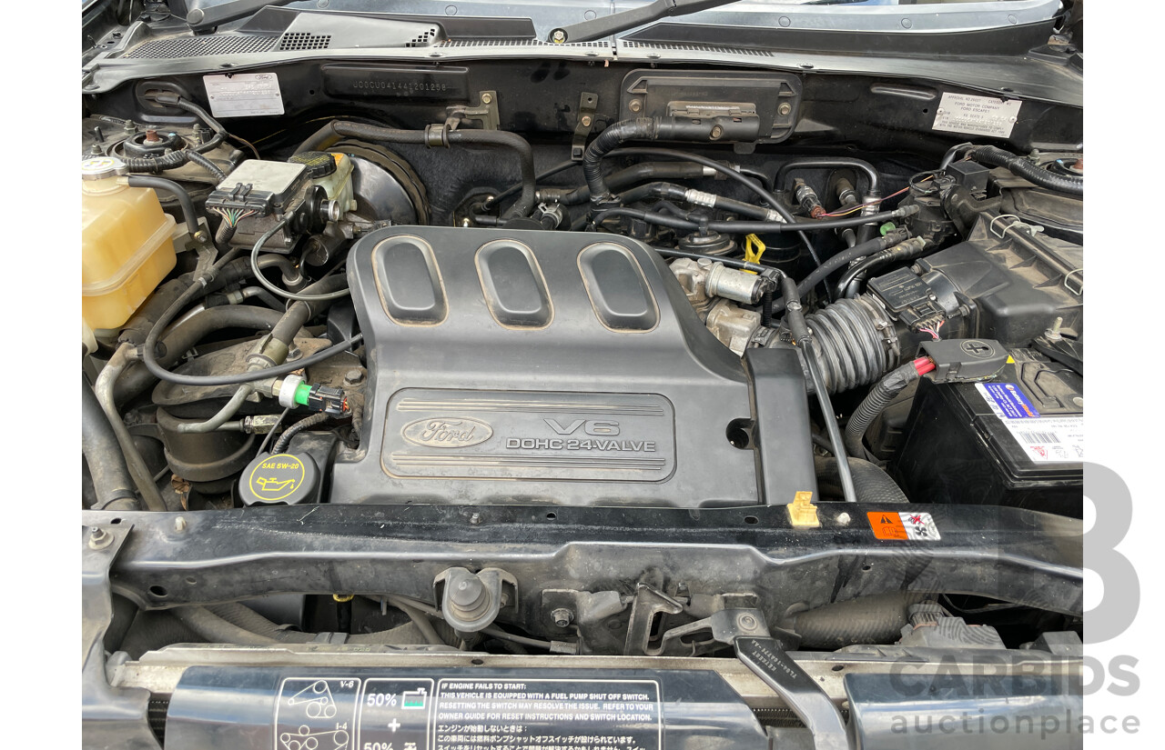 5/2004 Ford Escape Limited 4d Wagon Black 3.0L