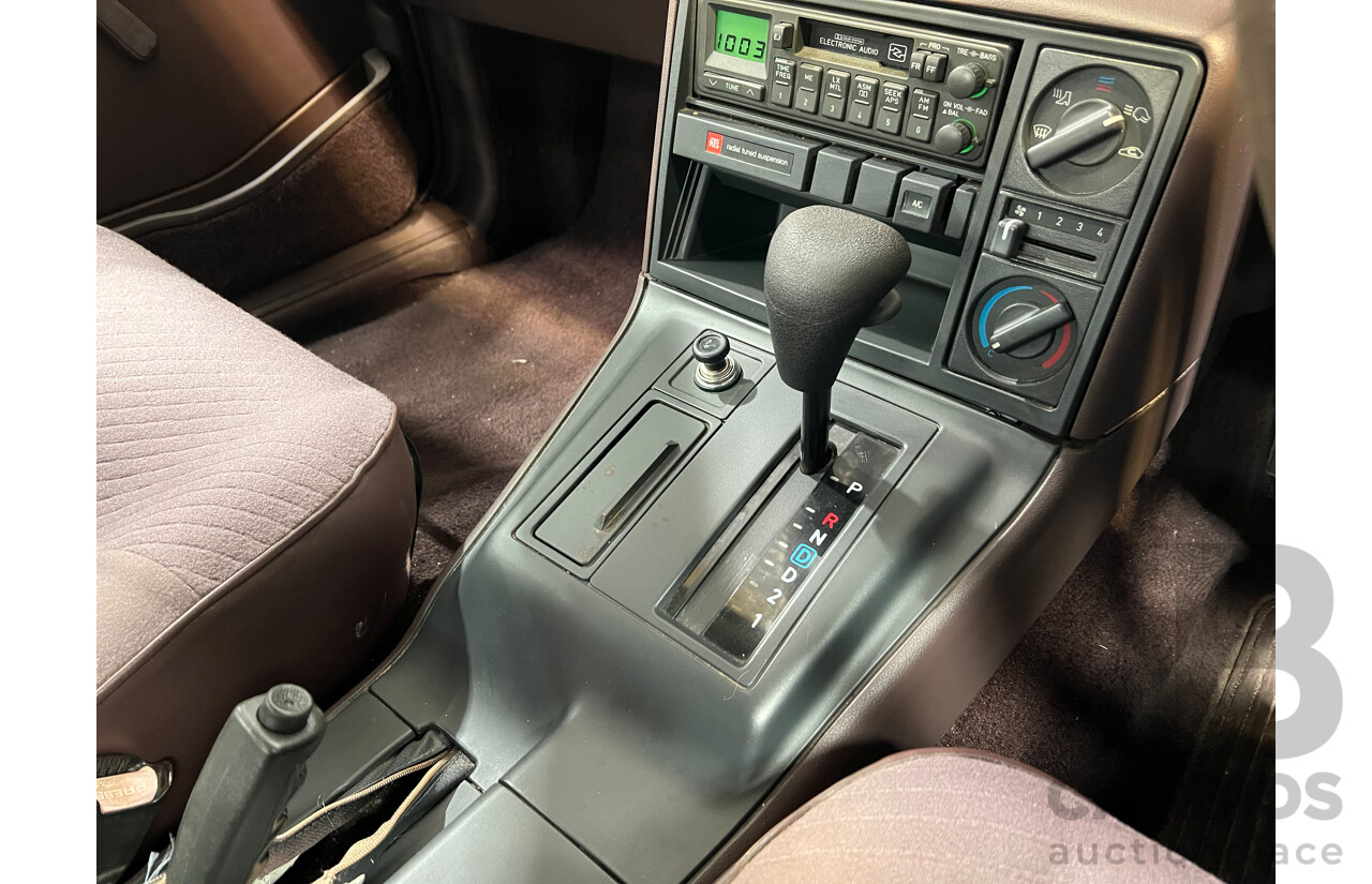 8/1990 Holden Berlina  VN 4d Sedan White 3.8L V6