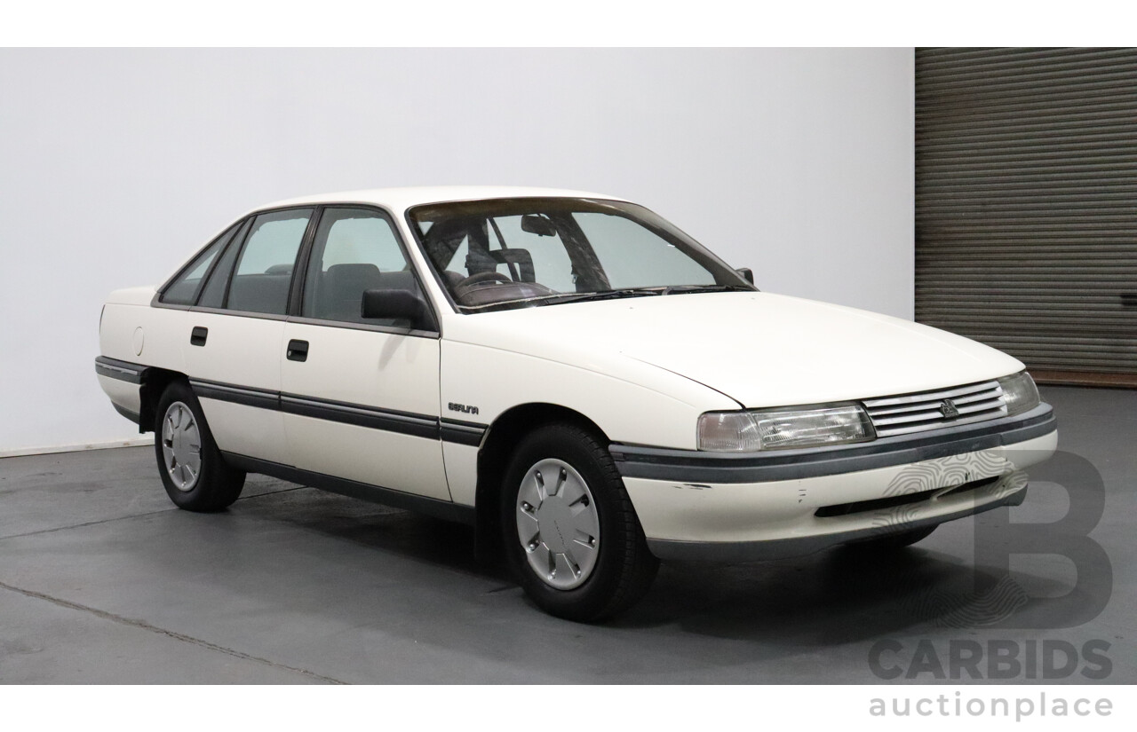 8/1990 Holden Berlina  VN 4d Sedan White 3.8L V6