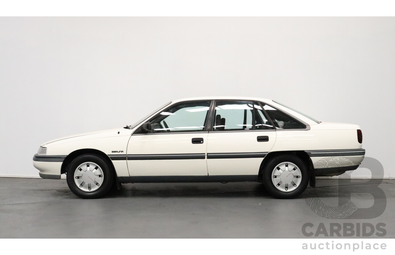 8/1990 Holden Berlina  VN 4d Sedan White 3.8L V6