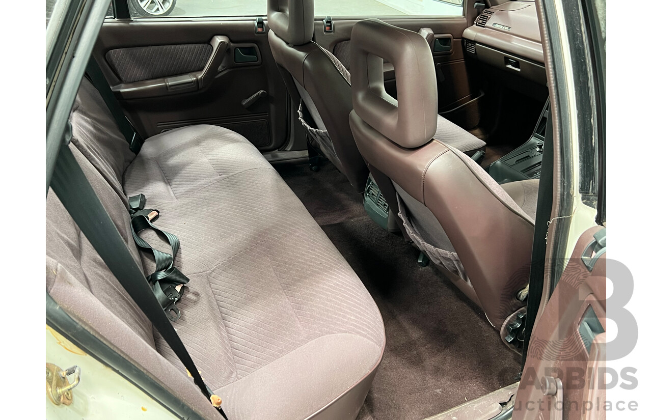 8/1990 Holden Berlina  VN 4d Sedan White 3.8L V6