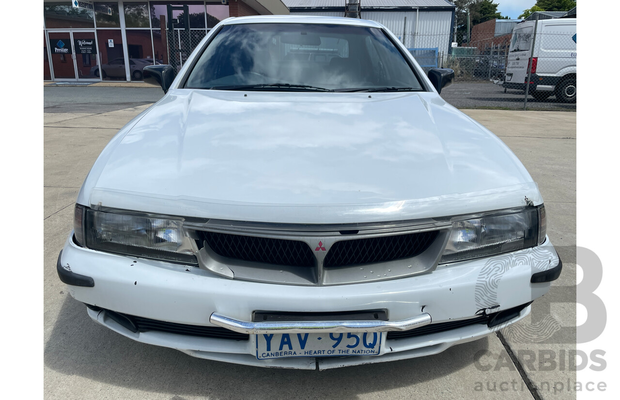 9/1999 Mitsubishi Magna Executive TH 4d Sedan White 3.5L