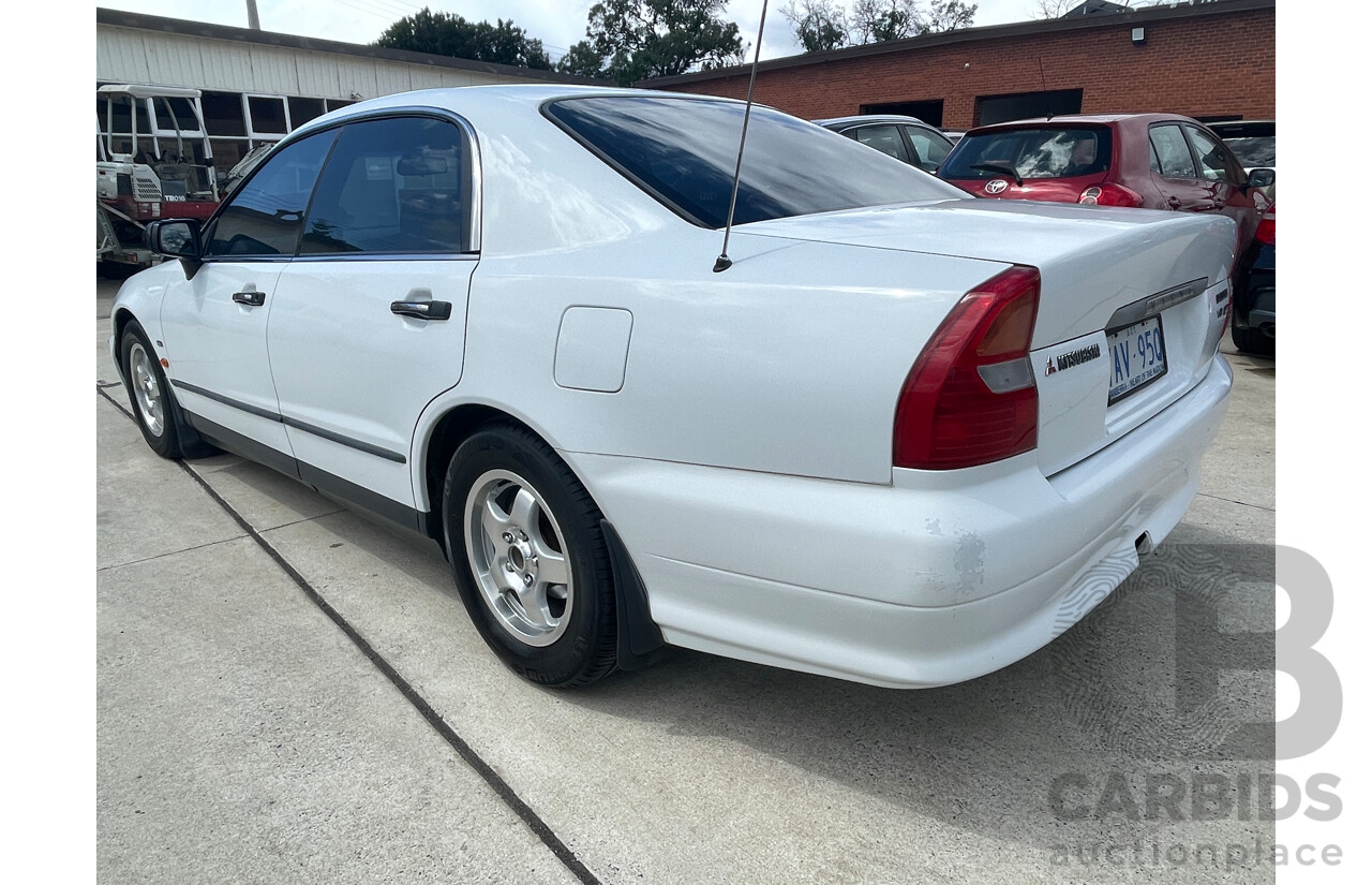9/1999 Mitsubishi Magna Executive TH 4d Sedan White 3.5L