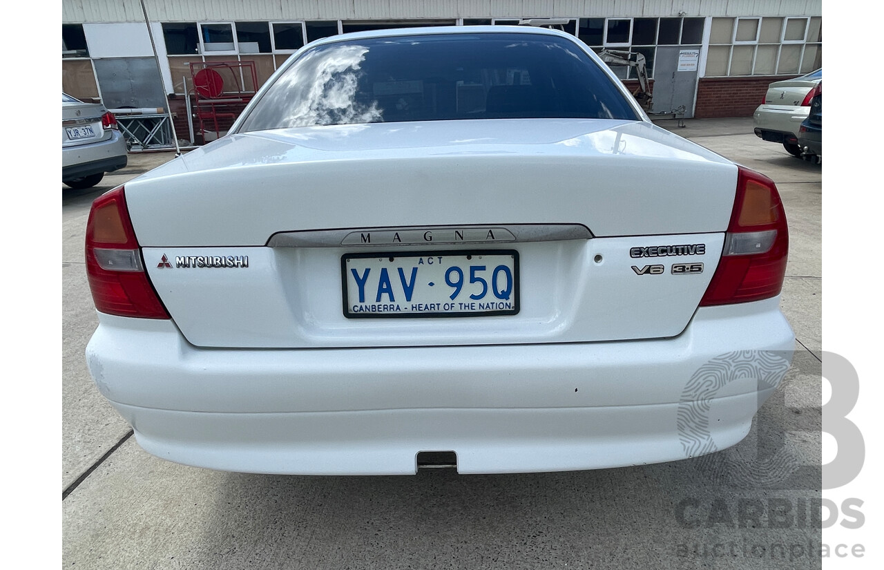 9/1999 Mitsubishi Magna Executive TH 4d Sedan White 3.5L