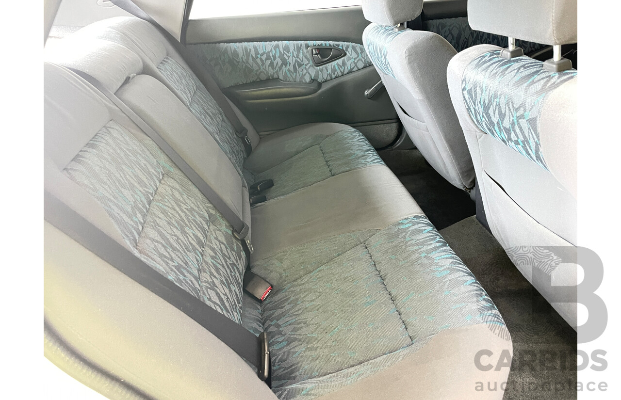 9/1999 Mitsubishi Magna Executive TH 4d Sedan White 3.5L