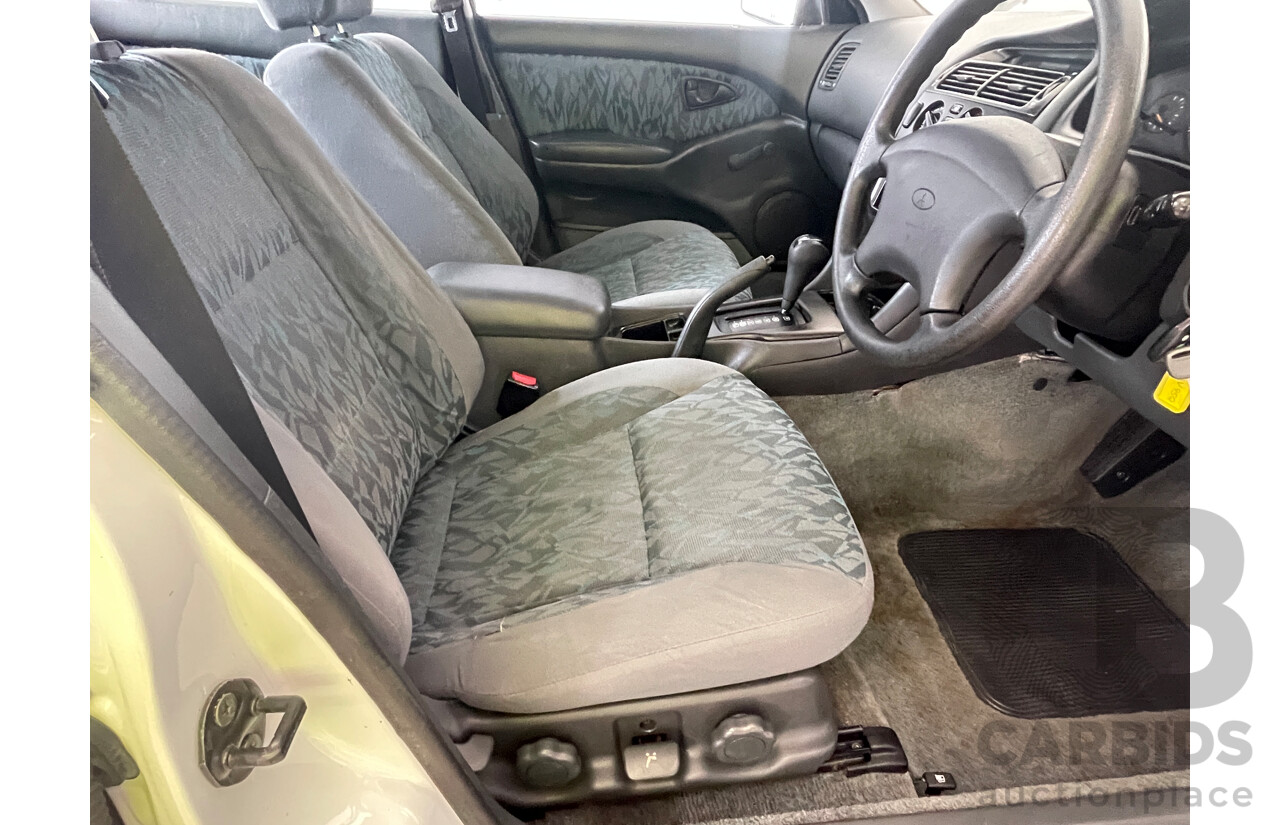 9/1999 Mitsubishi Magna Executive TH 4d Sedan White 3.5L