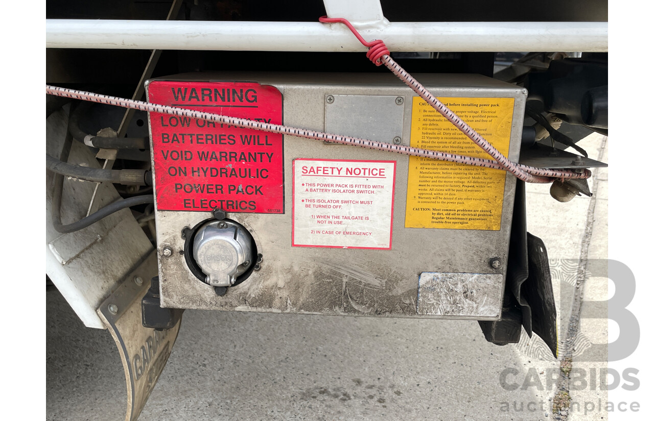 6/2004 Nissan Navara DX (4x2) D22 C/Chas White 2.4L