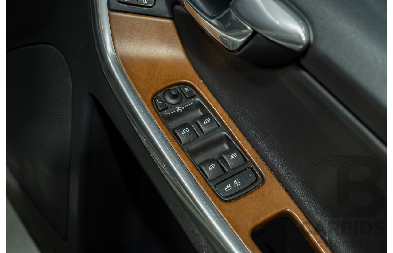 10/2015 Volvo XC60 D5 AWD Luxury DZ MY16 4d Wagon White 2.4L Turbo Diesel