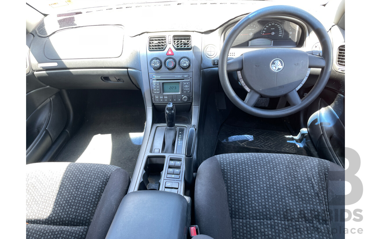 9/2006 Holden Adventra SX6 VZ MY06 4d Wagon Blue 3.6L