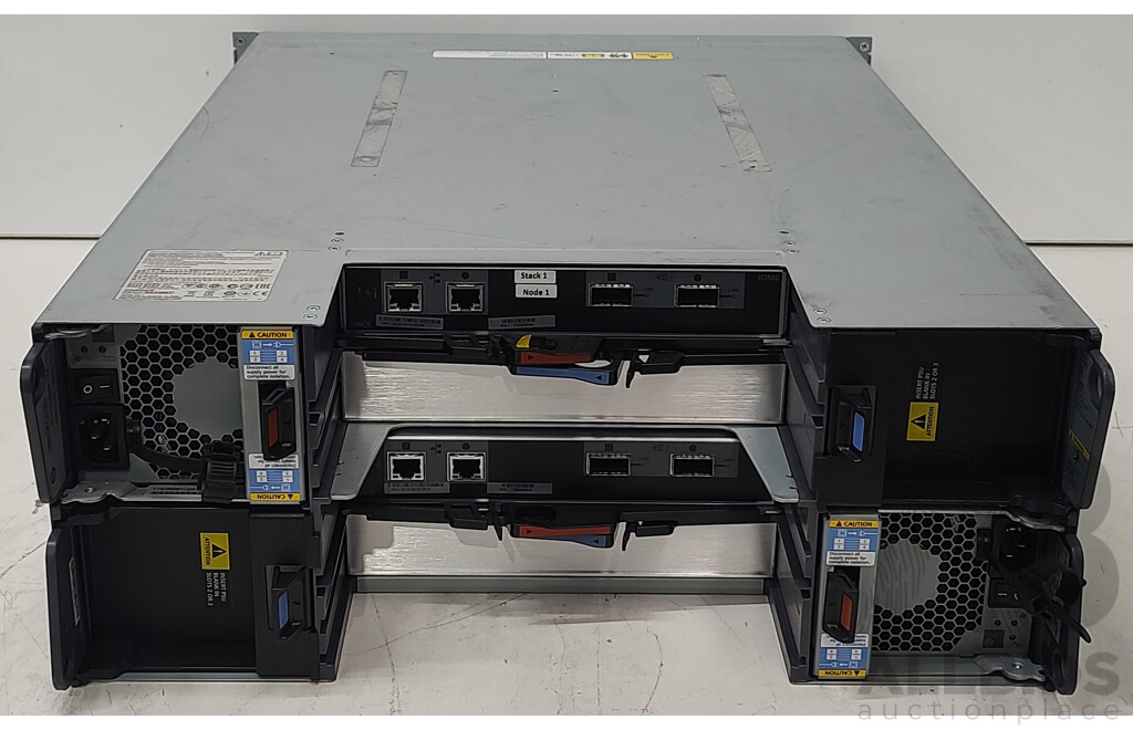 NetApp (DS4243) 24 Bay Hard Drive Array w/ 2 x Controller Modules