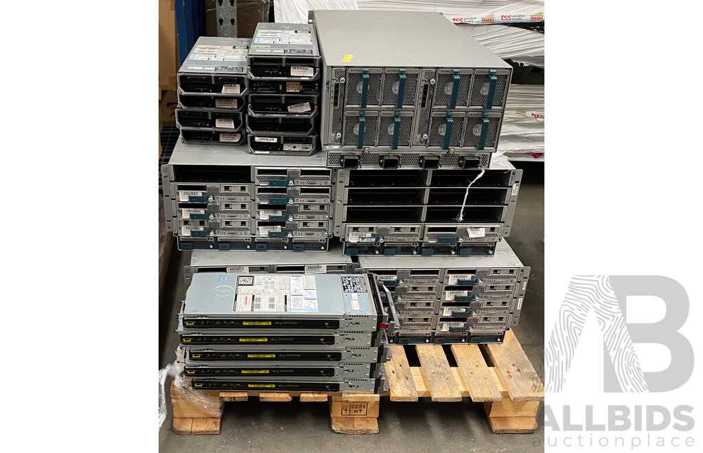 Pallet of Blade Servers and Blade Enclosure (Cisco/Dell)