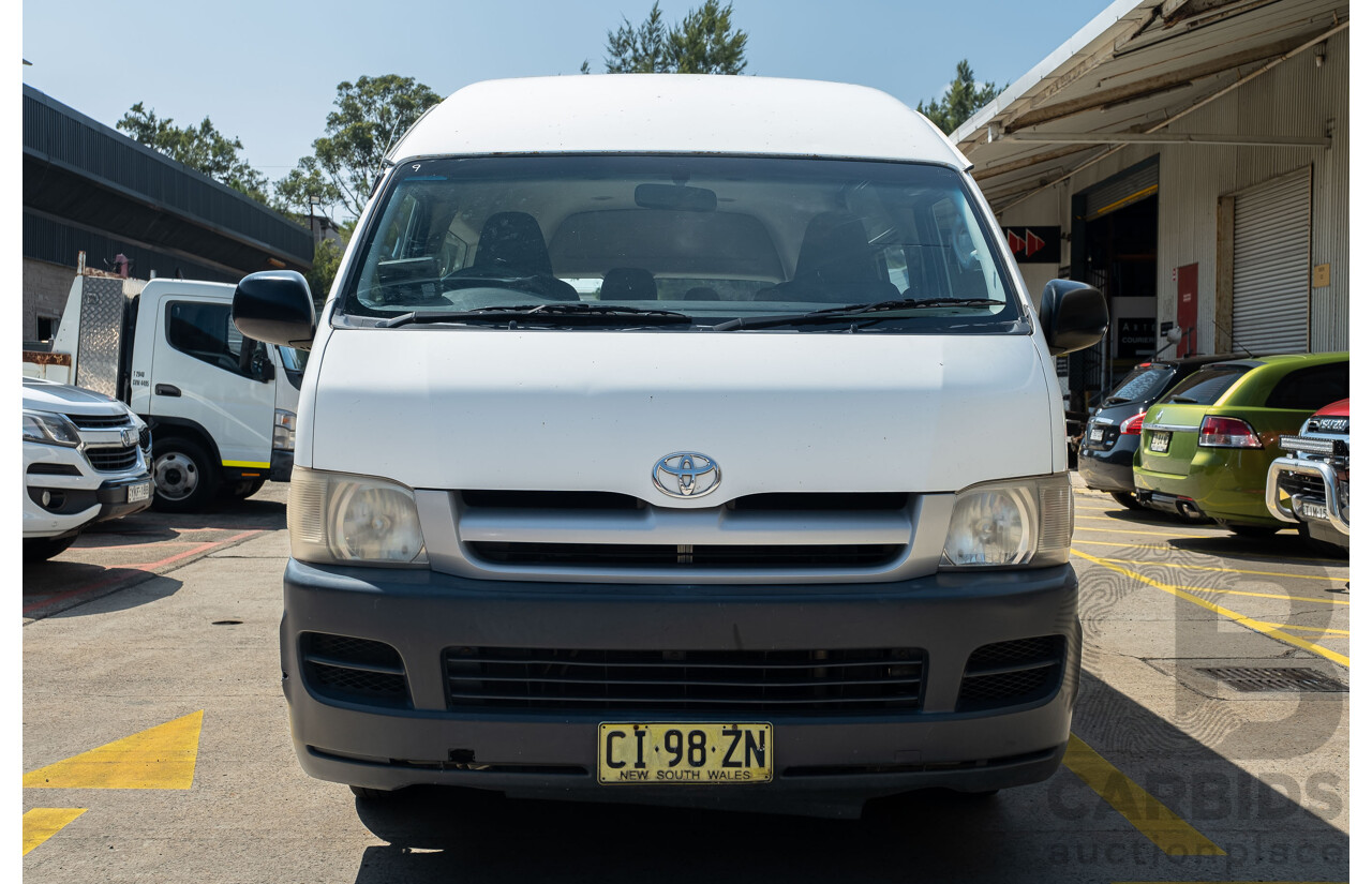 4/2007 Toyota Hiace Commuter KDH223R MY07 Bus White 3.0L Turbo Diesel - 12 Seater