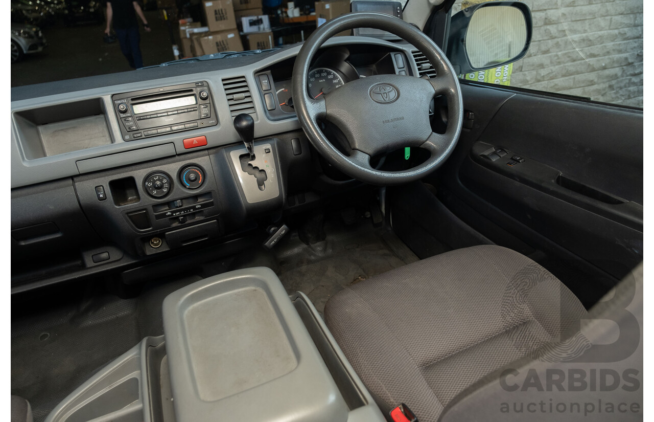 4/2007 Toyota Hiace Commuter KDH223R MY07 Bus White 3.0L Turbo Diesel - 12 Seater