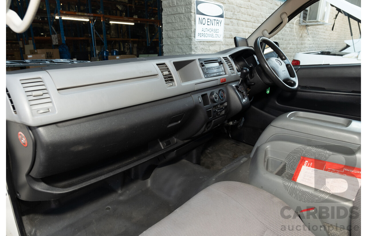 4/2007 Toyota Hiace Commuter KDH223R MY07 Bus White 3.0L Turbo Diesel - 12 Seater