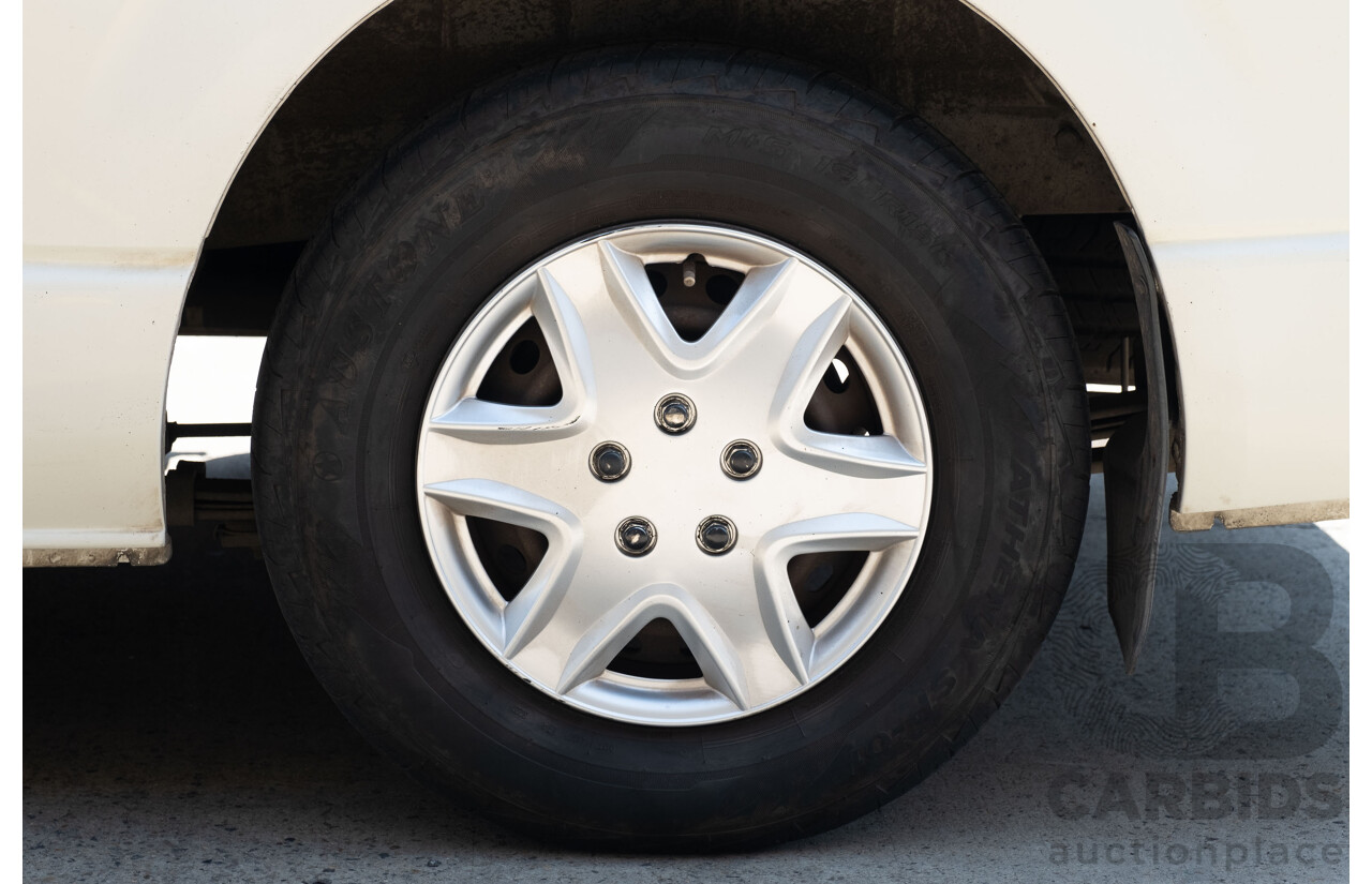 4/2007 Toyota Hiace Commuter KDH223R MY07 Bus White 3.0L Turbo Diesel - 12 Seater