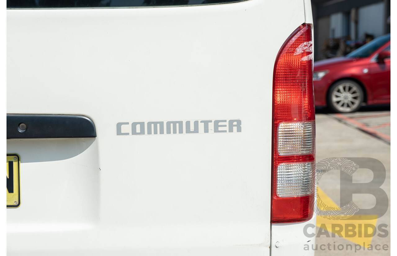 4/2007 Toyota Hiace Commuter KDH223R MY07 Bus White 3.0L Turbo Diesel - 12 Seater