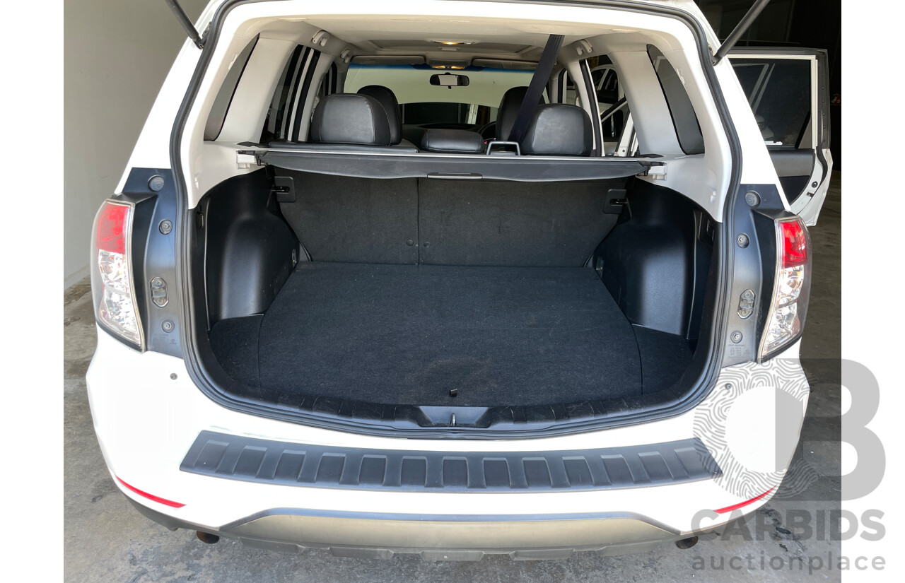 11/2008 Subaru Forester XS Premium MY09 4d Wagon White 2.5L