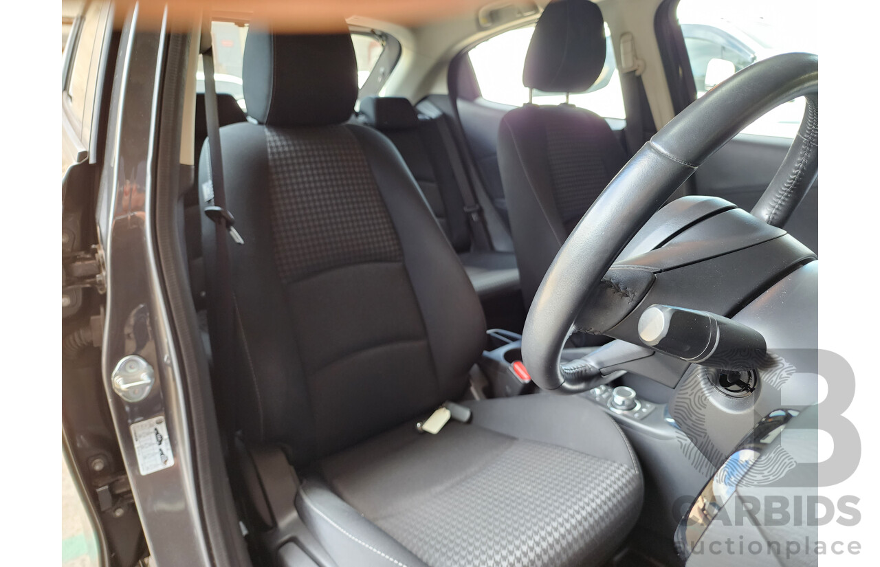 12/2018 Mazda 2 MAXX DJ2HA6 5d Hatchback Machine Grey 1.5L