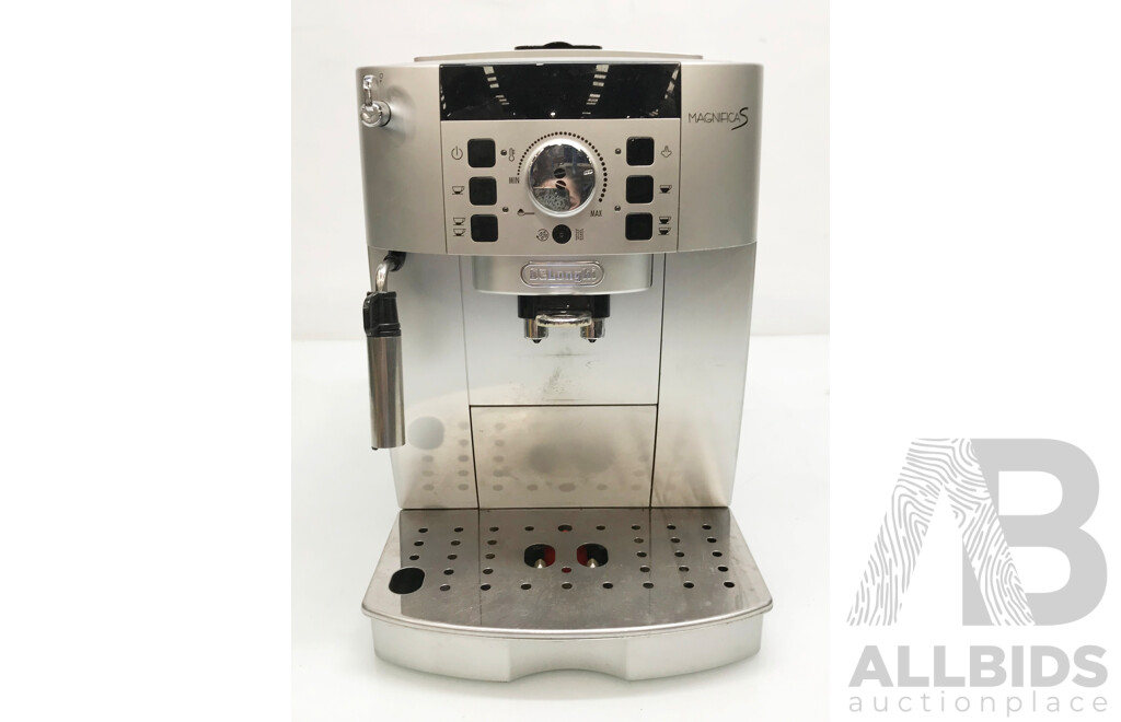 DELONGHI Magnifica S Coffee Machine