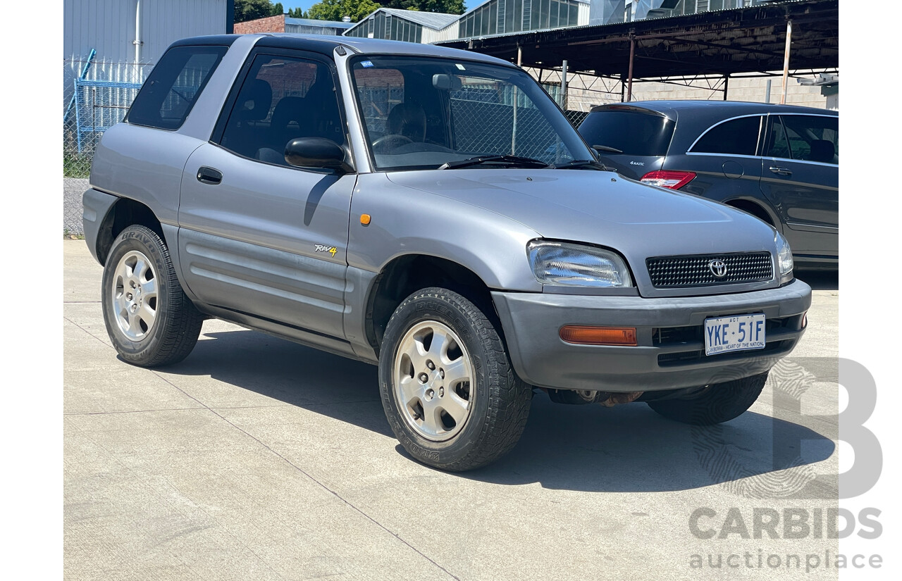 7/1994 Toyota Rav4 (4x4)  Cruiser 2d Hardtop Silver 2.0L