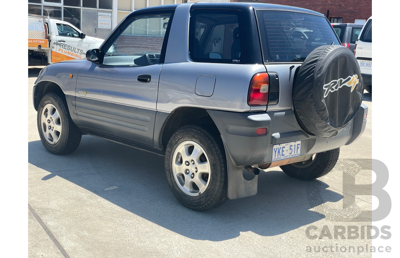 7/1994 Toyota Rav4 (4x4)  Cruiser 2d Hardtop Silver 2.0L
