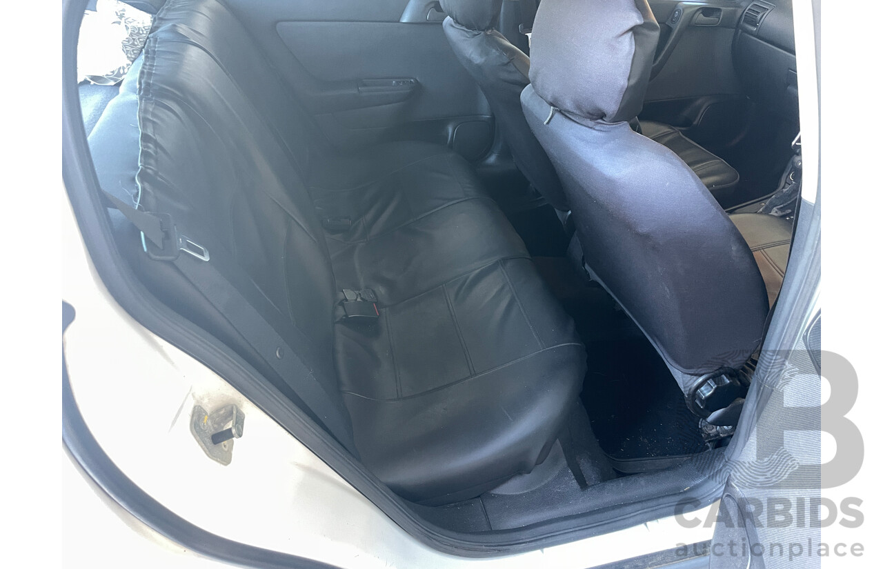 2/2005 Holden Astra Classic TS 5d Hatchback White 1.8L