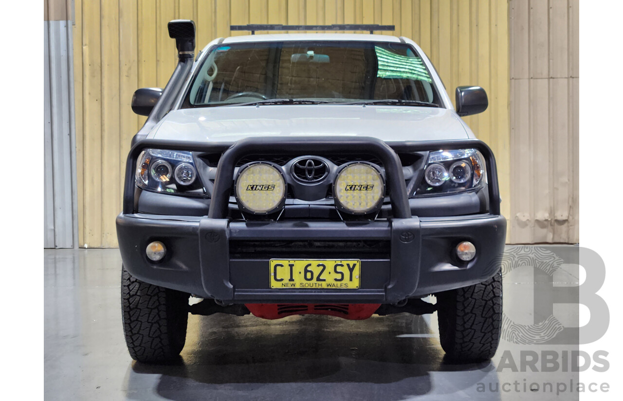 5/2007 Toyota Hilux SR (4x4) GGN25R 07 UPGRADE Dual Cab P/Up White 4.0L