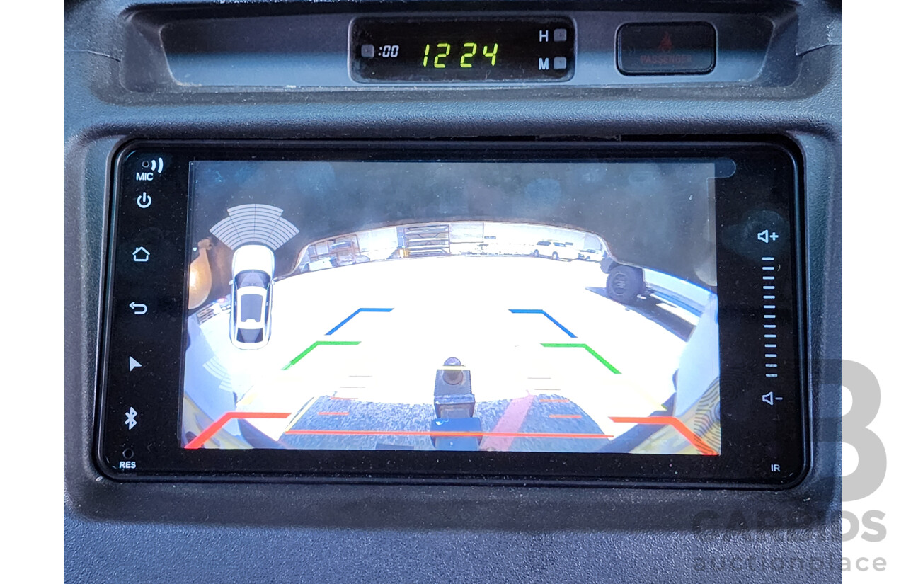 5/2007 Toyota Hilux SR (4x4) GGN25R 07 UPGRADE Dual Cab P/Up White 4.0L